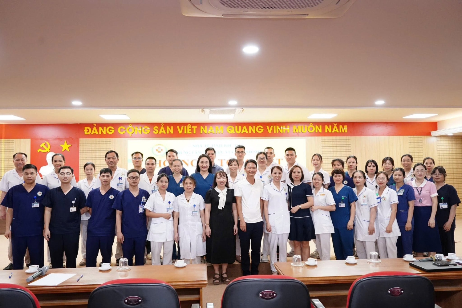 NÂNG CAO NĂNG LỰC KIỂM SOÁT NHIỄM KHUẨN – CHỦ ĐỘNG ỨNG PHÓ SỰ CỐ MÔI TRƯỜNG Y TẾ