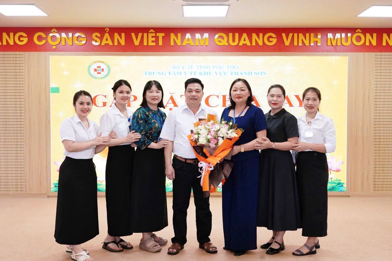 GẶP MẶT, CHIA TAY VIÊN CHỨC NGHỈ HƯU HƯỞNG BHXH